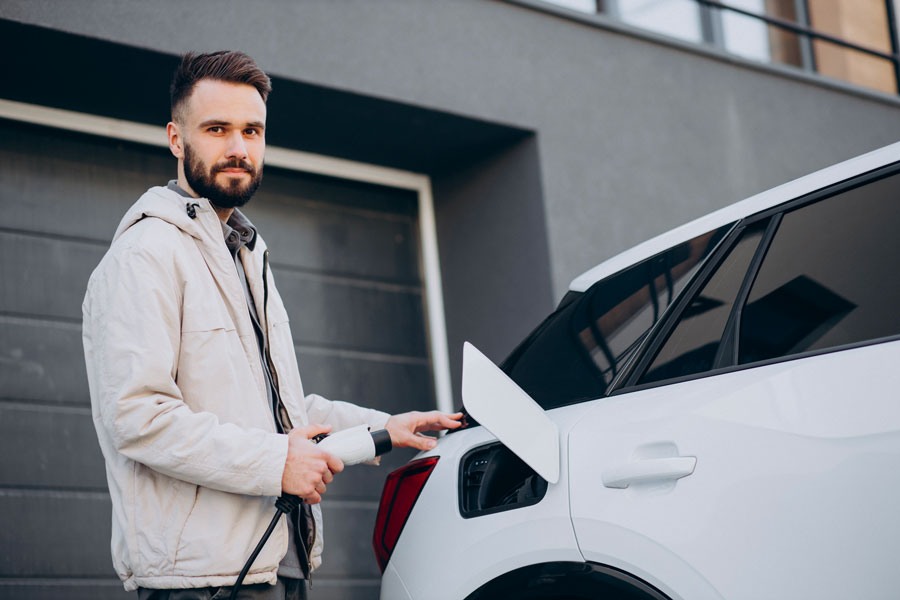 Quando conviene l’auto ibrida: tutti i vantaggi